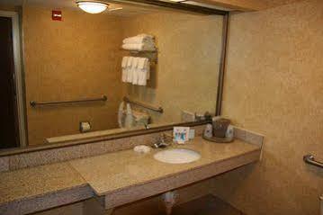 Hotel Hampton & Chapel Hill/durham 3*