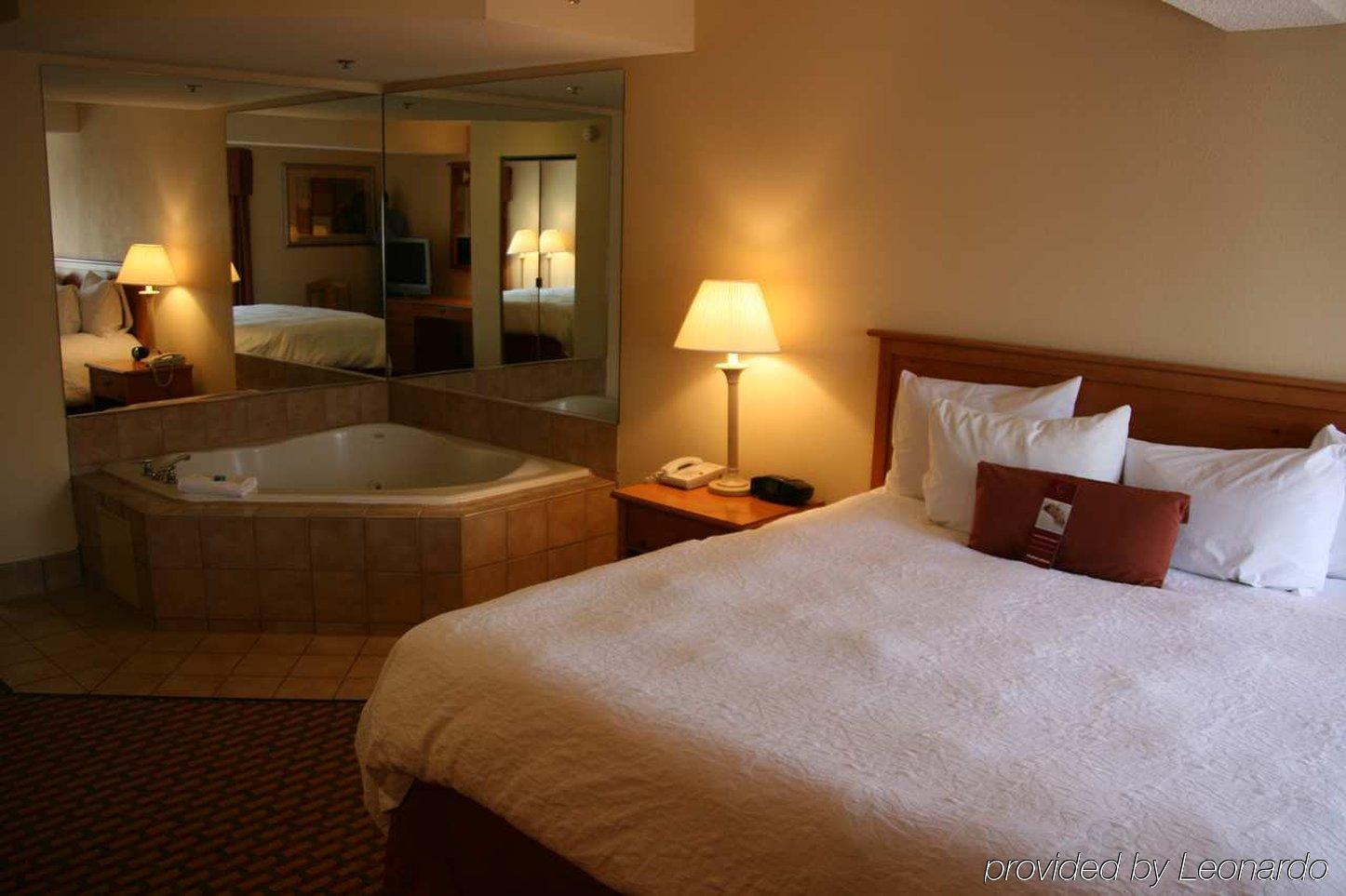 Hampton & Chapel Hill/durham Hotel 3*
